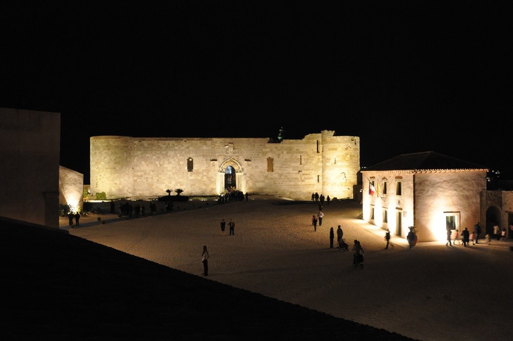 LoLHostel: Castle of Maniace Syracuse Castle of Maniace - Siracusa