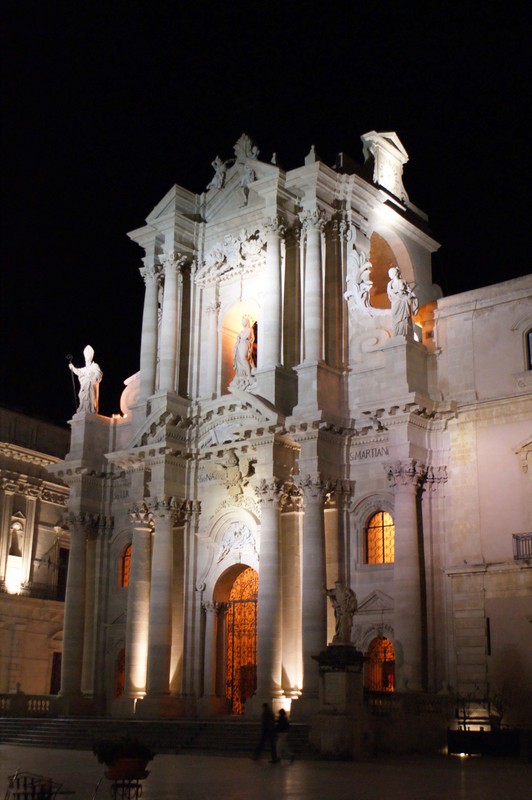 LoLHostel: Duomo Square - Syracuse Piazza Duomo - Siracusa